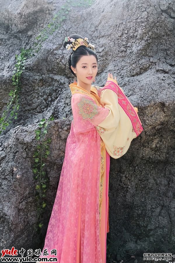 胡樱子“安乐公主”