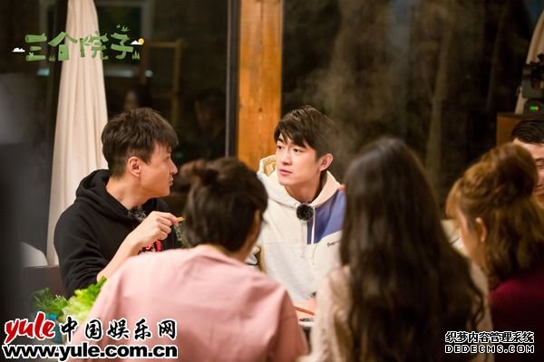 林更新调侃朱桢像“男家政”