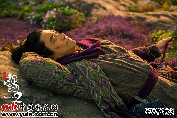 4梁朝伟心事重重